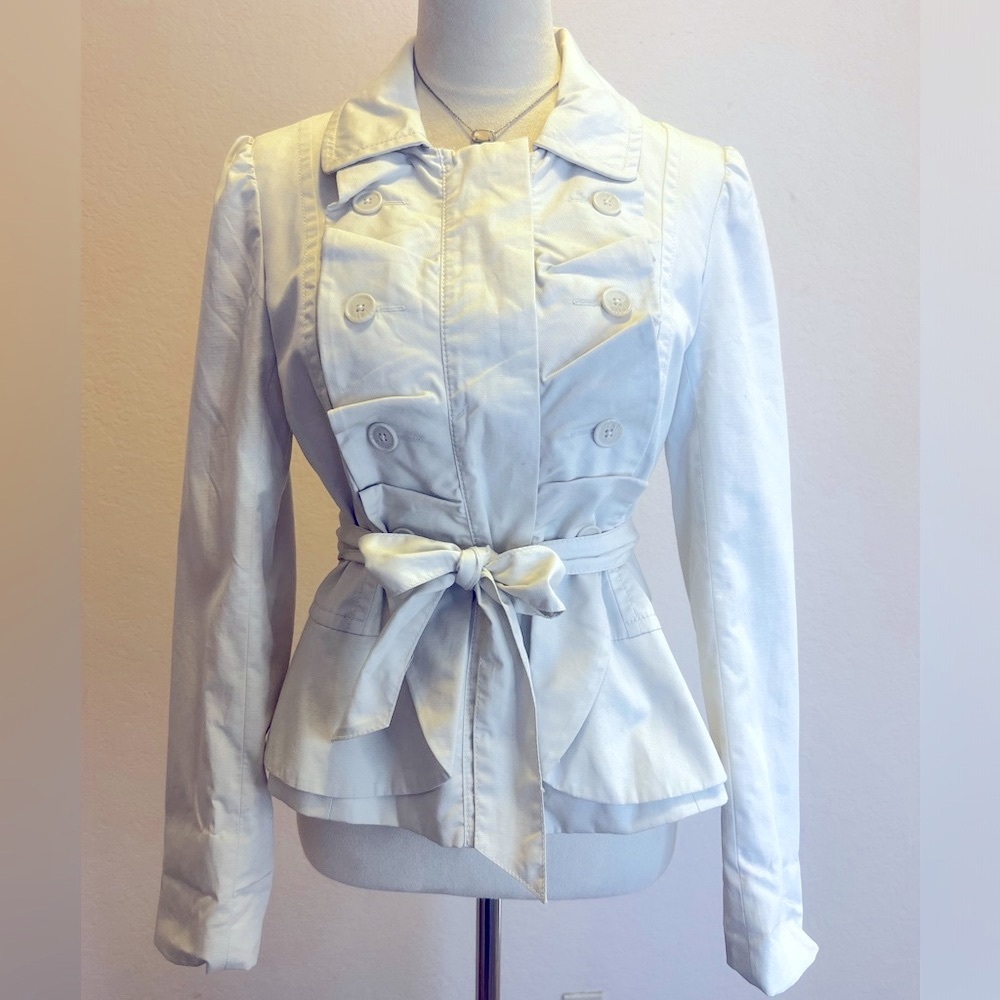 NWT Ann Taylor LOFT Cream Cotton Jacket With Ruffle Front & Tie-Waist